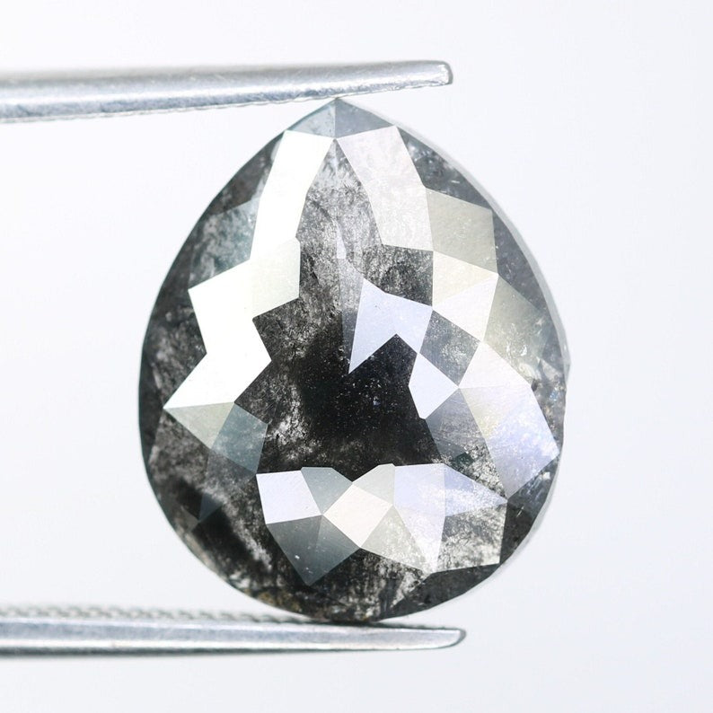 The Rising Popularity of Salt and Pepper Diamonds: A Unique Twist on Modern Elegance