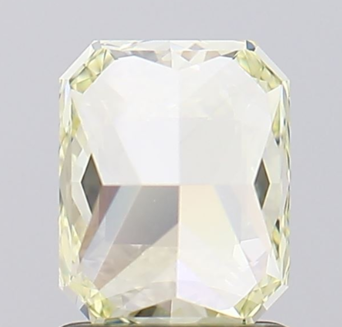 Natural 1.51 Carat Radiant Cut Fancy Light Yellow Diamond VVS2 Clarity Loose Gemstone