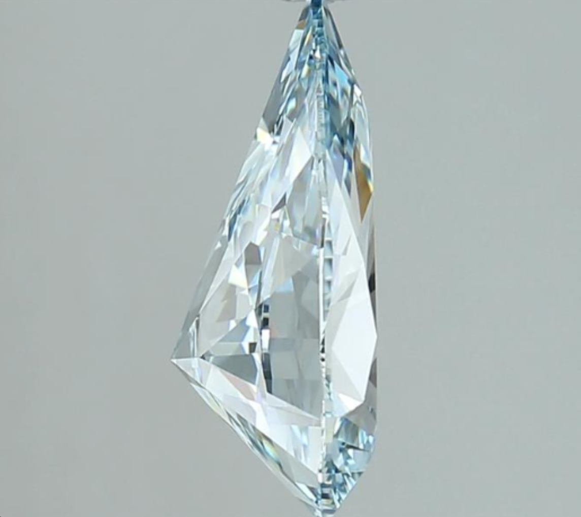 3 Carat Fancy Vivid Blue Lab Grown Diamond | IGI Certified Diamond for Engagement Ring