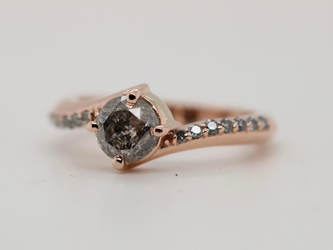 Vintage Salt and Pepper Diamond Wedding Band Half Eternity Gold Ombre Ring White Gray Black Stacking Ring