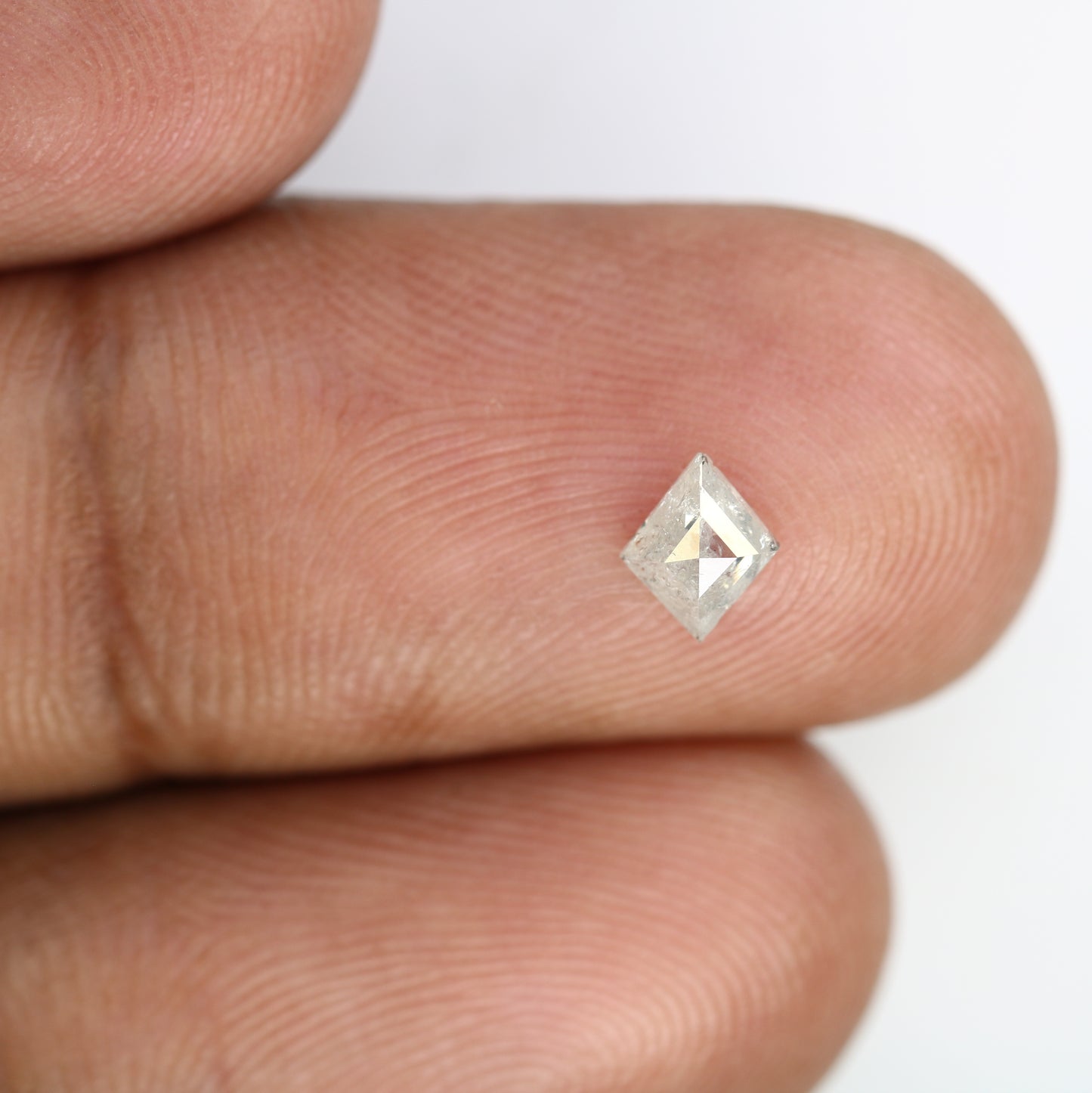 0.32 Carat Kite Shape Loose Natural White Color 5.80 MM Diamond – Ideal for Galaxy Rings | Stunning White Kite Cut Diamond - JayKrishna Diamond