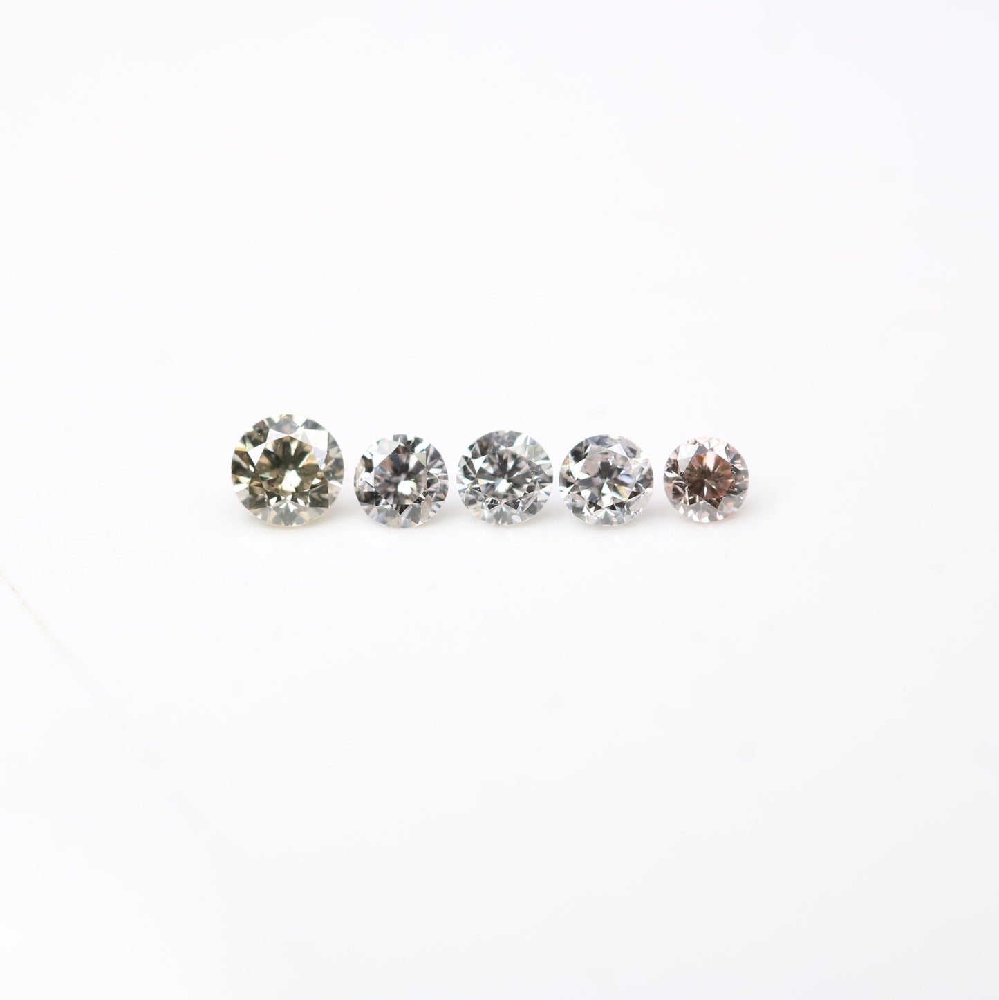 0.31 CT Fancy Mixed Light Brilliant Cut Round Diamonds (2.20 to 2.90 MM) – Ideal for Engagement Rings | Sparkling Round Diamond Jewelry - JayKrishna Diamond