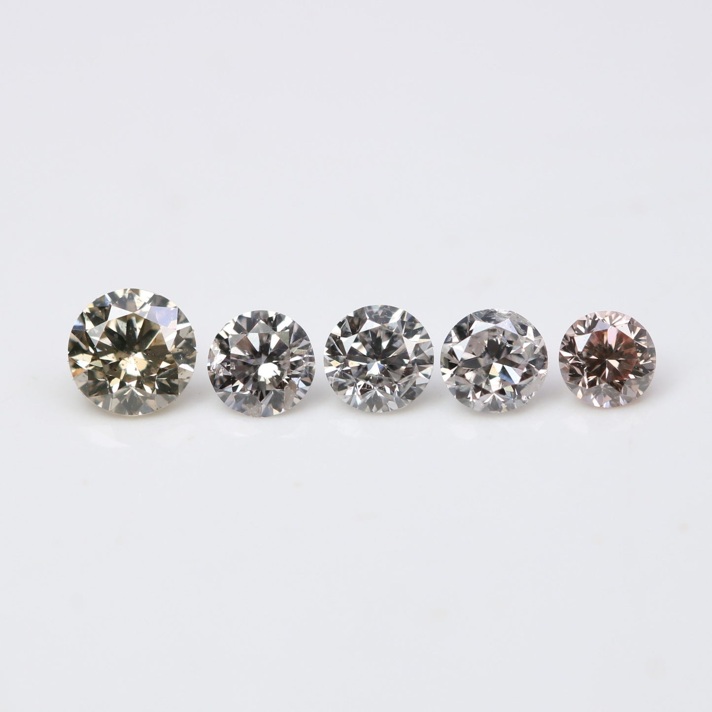 0.31 CT Fancy Mixed Light Brilliant Cut Round Diamonds (2.20 to 2.90 MM) – Ideal for Engagement Rings | Sparkling Round Diamond Jewelry - JayKrishna Diamond