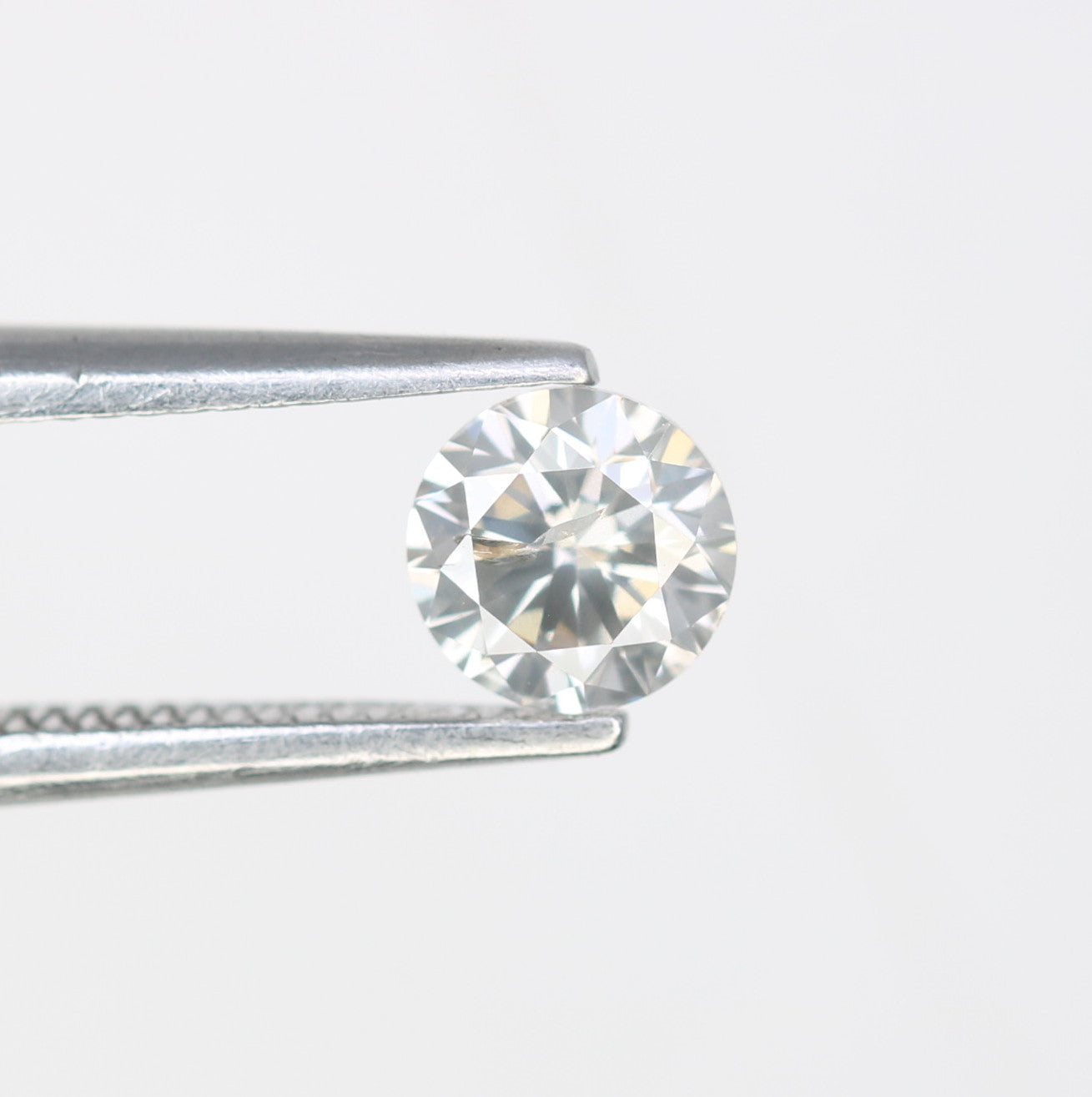 Unique 0.40 CT Salt & Pepper Round Brilliant Cut Diamond | Perfect for Wedding Rings | 4.60 x 2.90 MM - JayKrishna Diamond