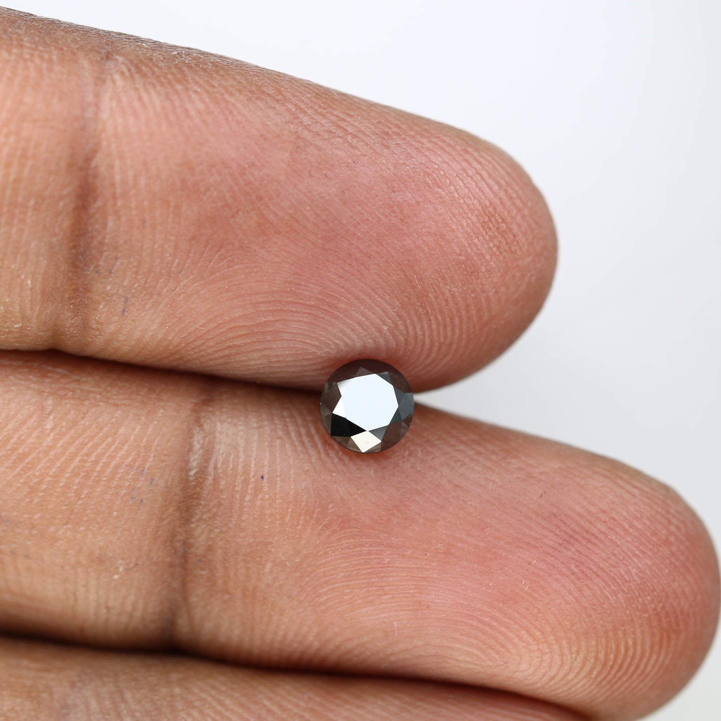 0.69 CT 5.10 x 3.90 MM Natural Black Round Brilliant Cut Diamond For Wedding Ring - JayKrishna Diamond