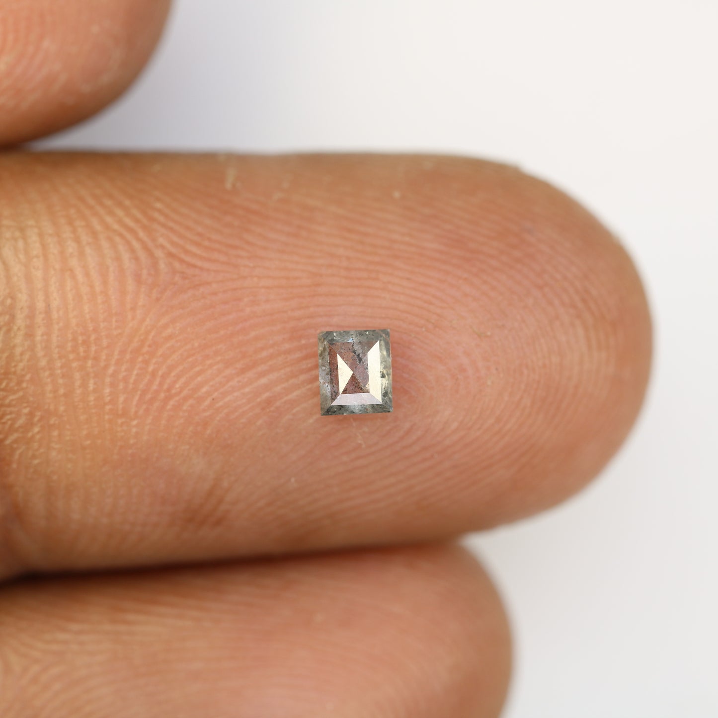 0.26 CT Baguette Shape Salt and Pepper Diamond – Perfect for Engagement Rings | Distinctive Salt and Pepper Diamond Jewelry - JayKrishna Diamond