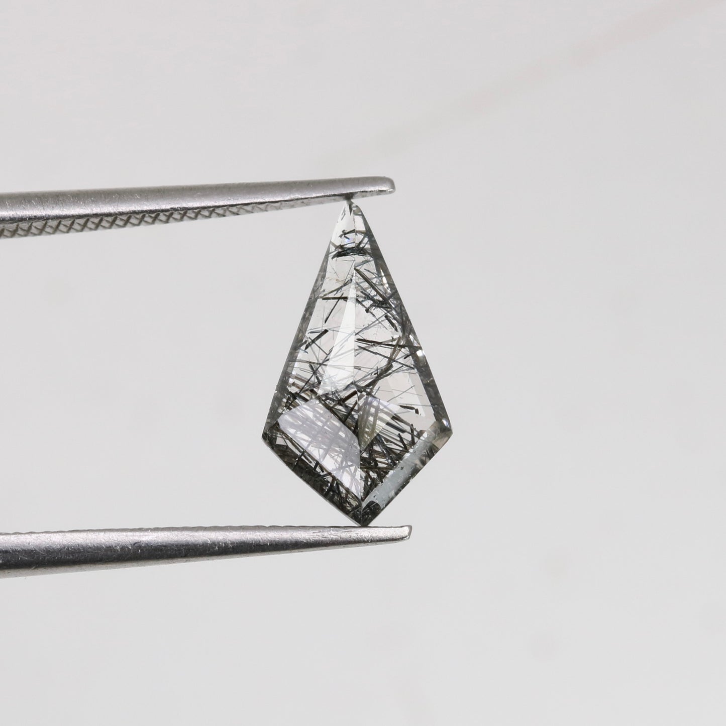 1.21 CT 6.70 MM Black Rutile Kite Shape Loose Gemstone For Wedding Ring - JayKrishna Diamond