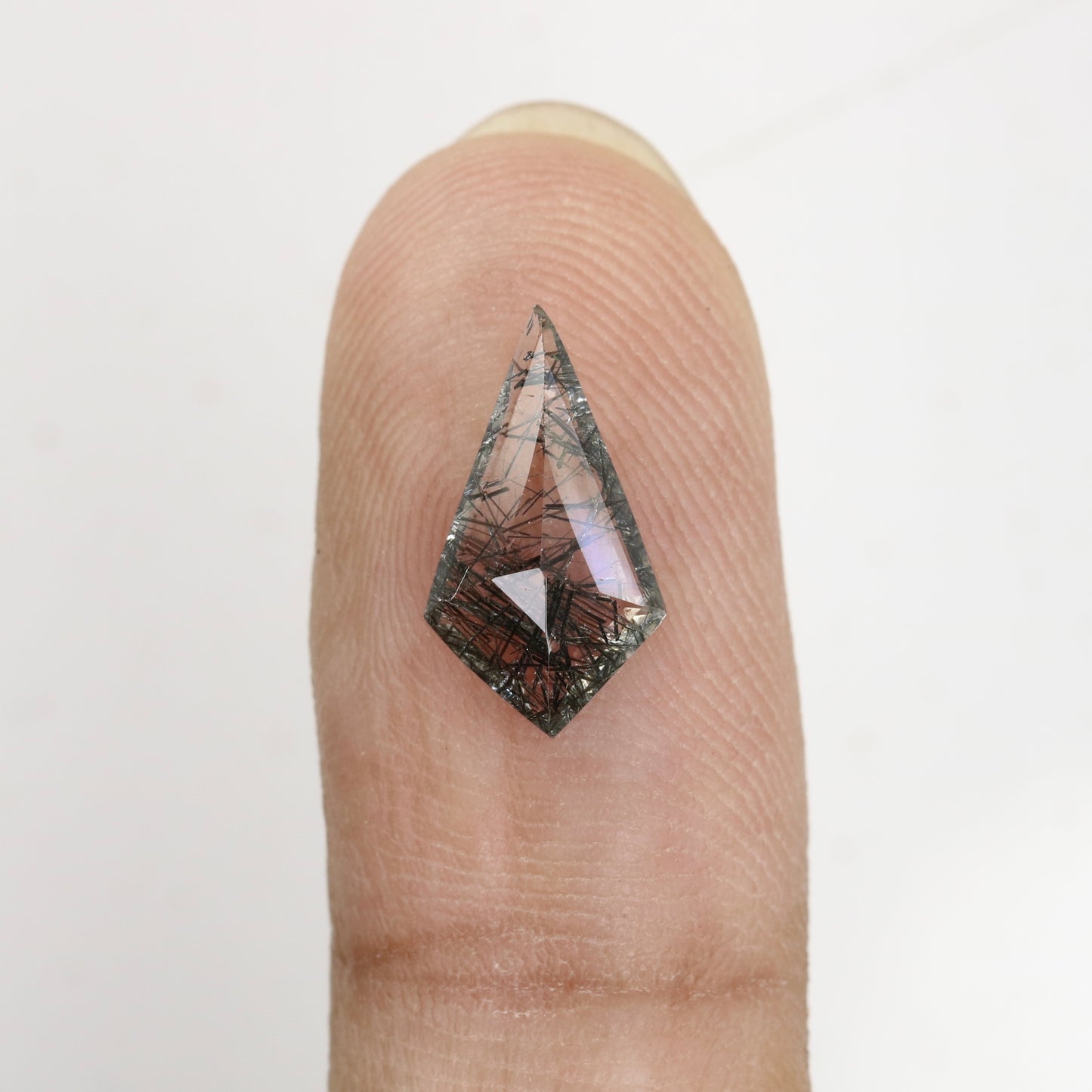 1.21 CT 6.70 MM Black Rutile Kite Shape Loose Gemstone For Wedding Ring - JayKrishna Diamond
