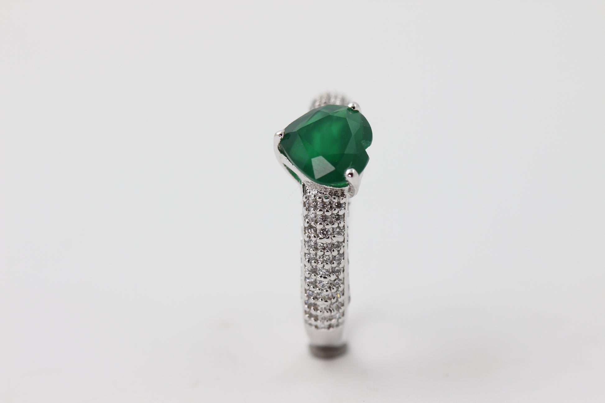 Heart-Shape Emerald Ring / 14k Solitaire Emerald Ring / Promise Ring / 14k Gold Stackable Emerald Ring Fine Jewelry - JayKrishna Diamond