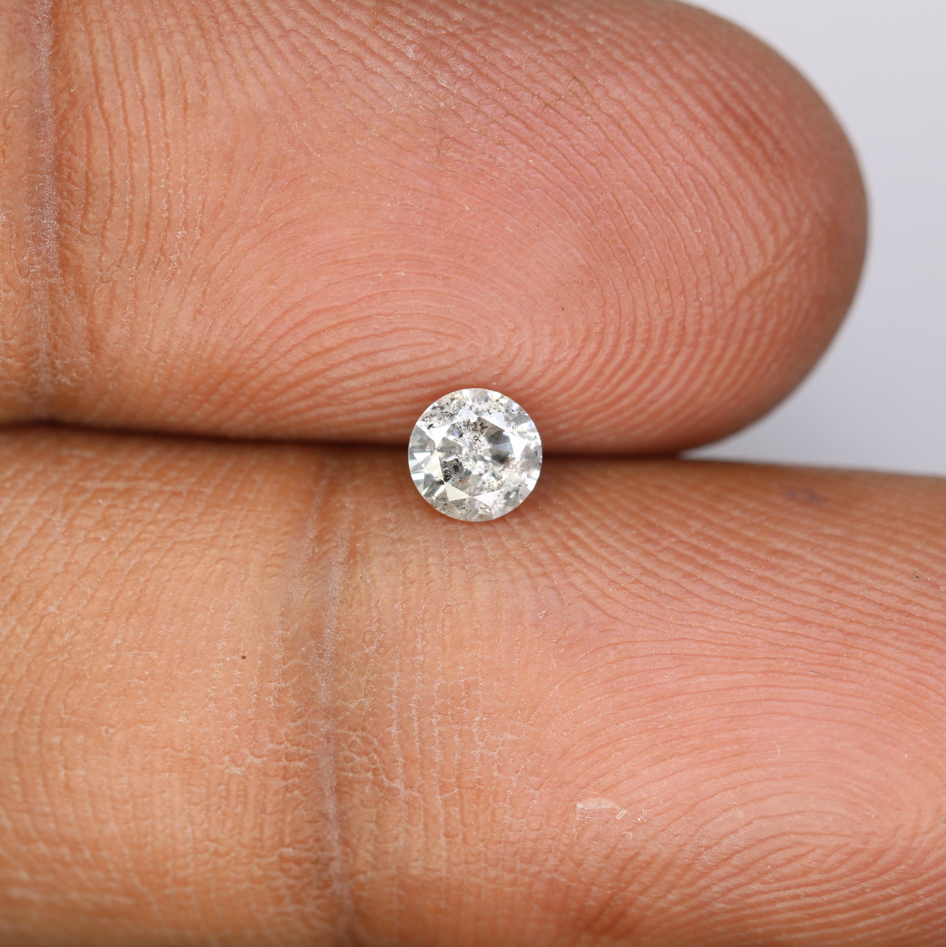 0.32 Carat Natural Salt and Pepper Round Brilliant Cut Diamond – Unique and Sparkling Salt and Pepper Diamond - JayKrishna Diamond