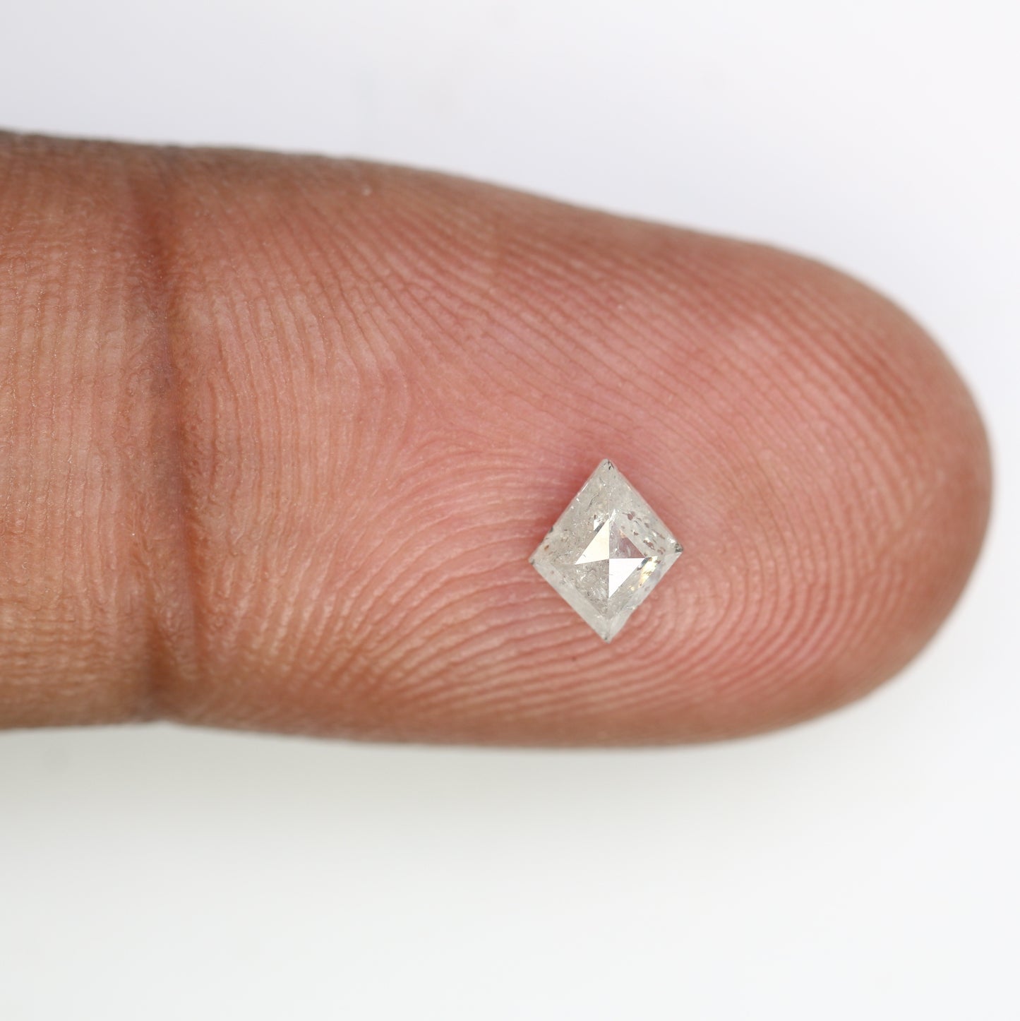 0.32 Carat Kite Shape Loose Natural White Color 5.80 MM Diamond – Ideal for Galaxy Rings | Stunning White Kite Cut Diamond - JayKrishna Diamond