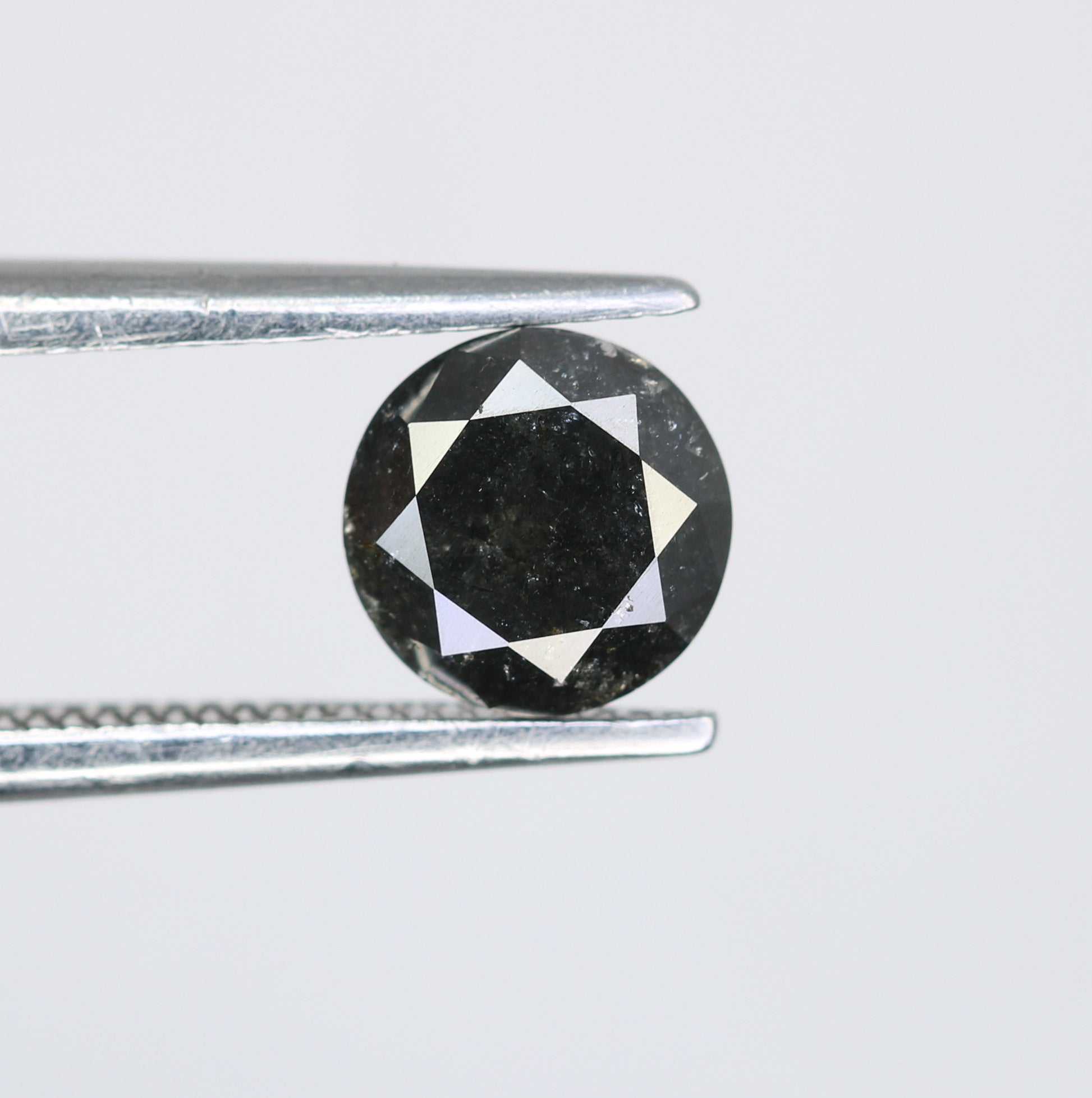 0.93 CT Round Brilliant Cut Salt and Pepper Diamond For Engagement Ring - JayKrishna Diamond
