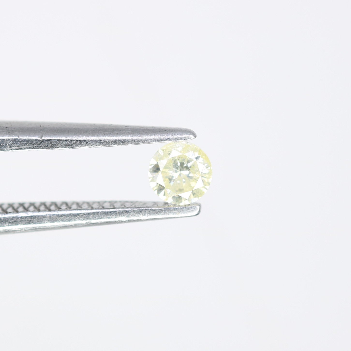0.12 CT Round Brilliant Cut Natural Light Yellow Diamond – 3.00 x 1.90 MM, Ideal for Engagement Rings, Custom Jewelry, and Fine Accessories - JayKrishna Diamond
