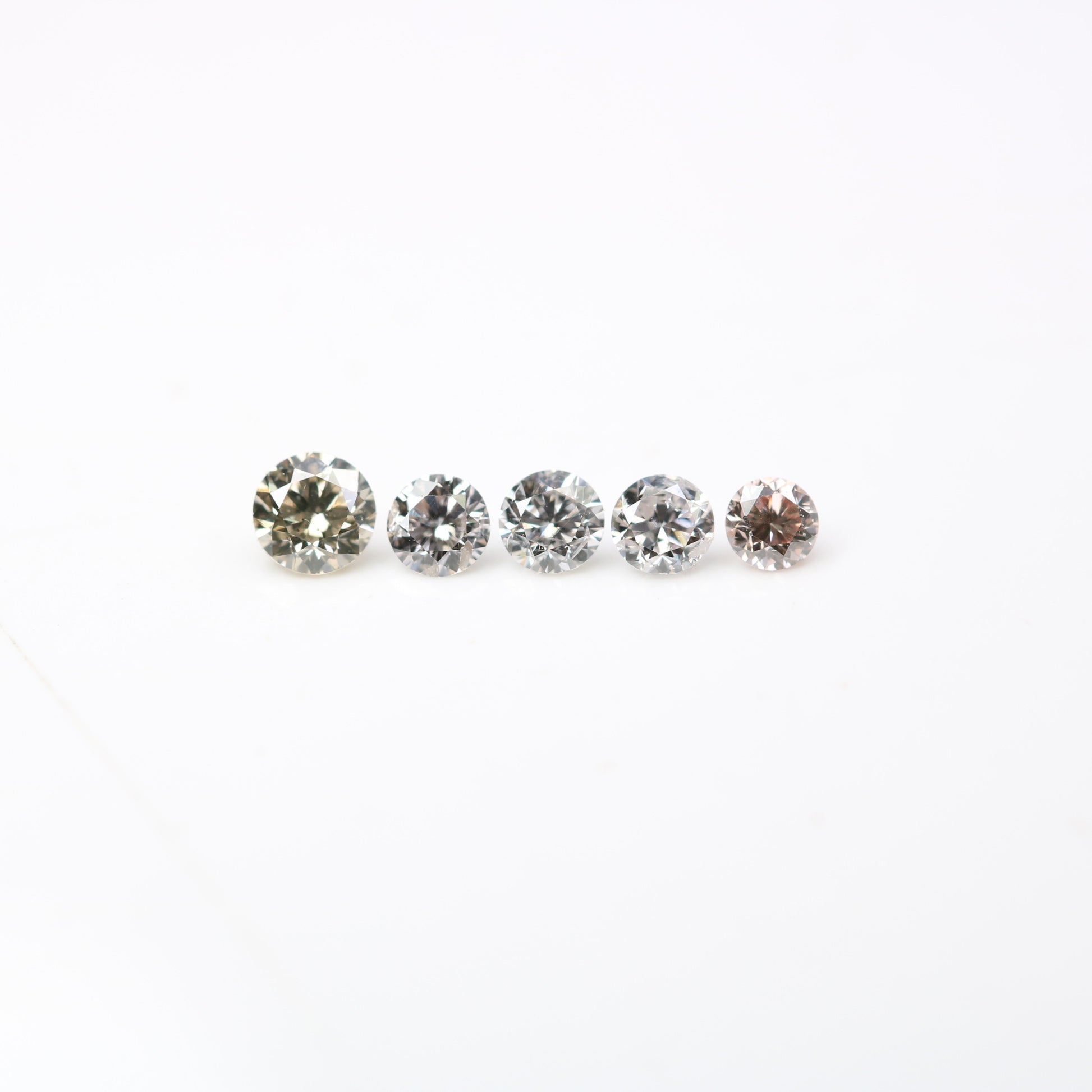 0.31 CT Fancy Mixed Light Brilliant Cut Round Diamonds (2.20 to 2.90 MM) – Ideal for Engagement Rings | Sparkling Round Diamond Jewelry - JayKrishna Diamond