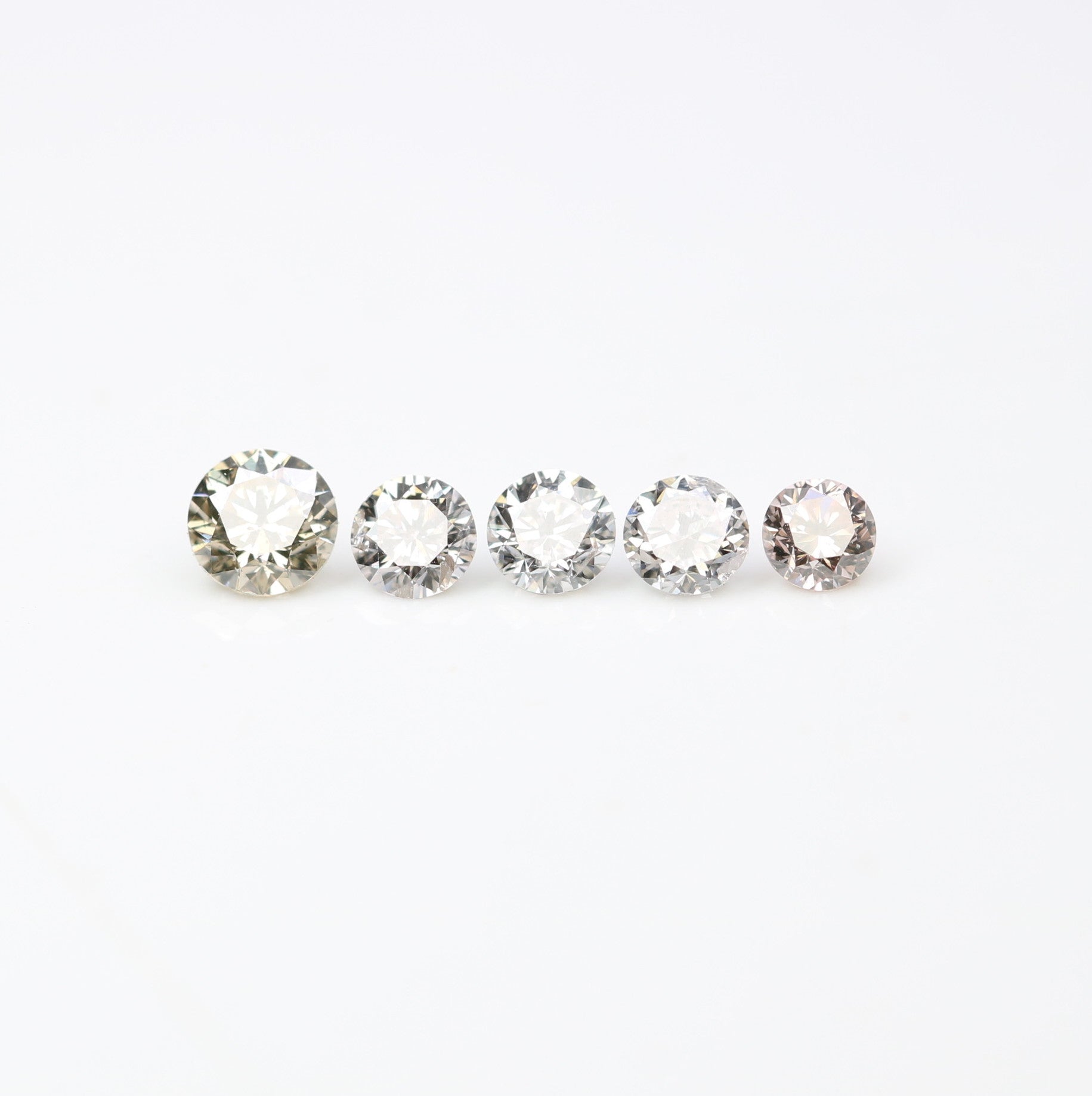 0.31 CT Fancy Mixed Light Brilliant Cut Round Diamonds (2.20 to 2.90 MM) – Ideal for Engagement Rings | Sparkling Round Diamond Jewelry - JayKrishna Diamond