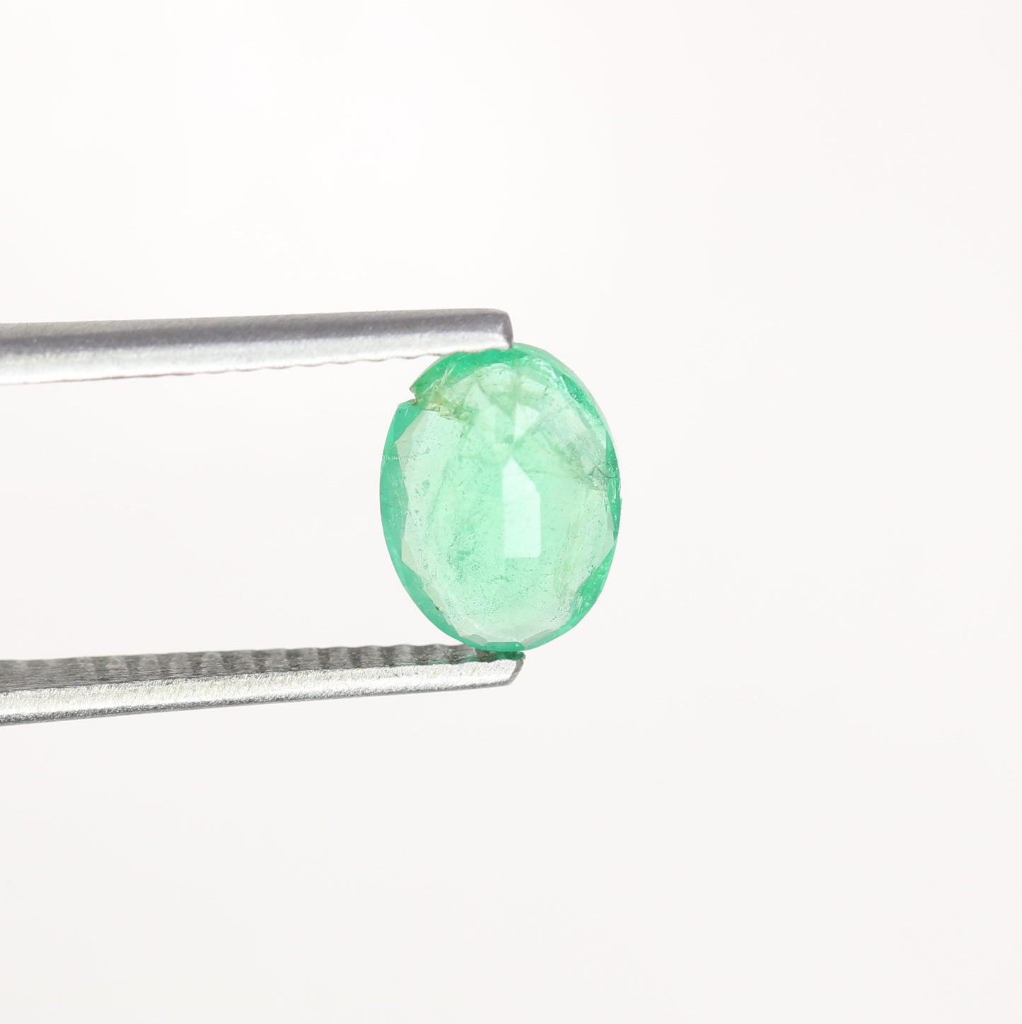 0.96 CT Beautiful Green Emerald Sapphire Oval Cut Gemstone For Engagement Ring - JayKrishna Diamond