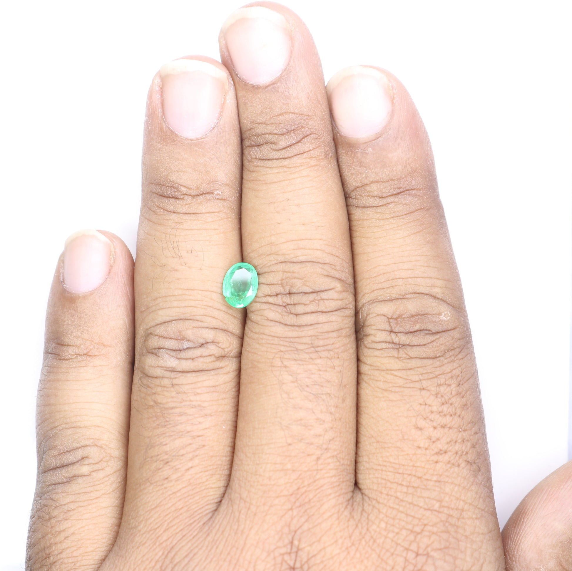 0.96 CT Beautiful Green Emerald Sapphire Oval Cut Gemstone For Engagement Ring - JayKrishna Diamond