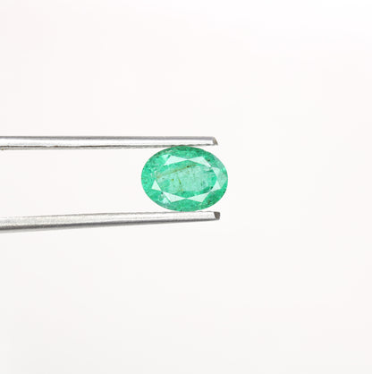 1.19 CT Oval Cut Beautiful Green Emerald Sapphire Gemstone For Wedding Ring - JayKrishna Diamond