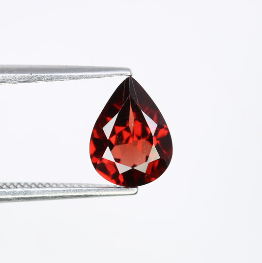 1.34 CT Red Stone Pear Shape Garnet Gemstone For Engagement Ring - JayKrishna Diamond