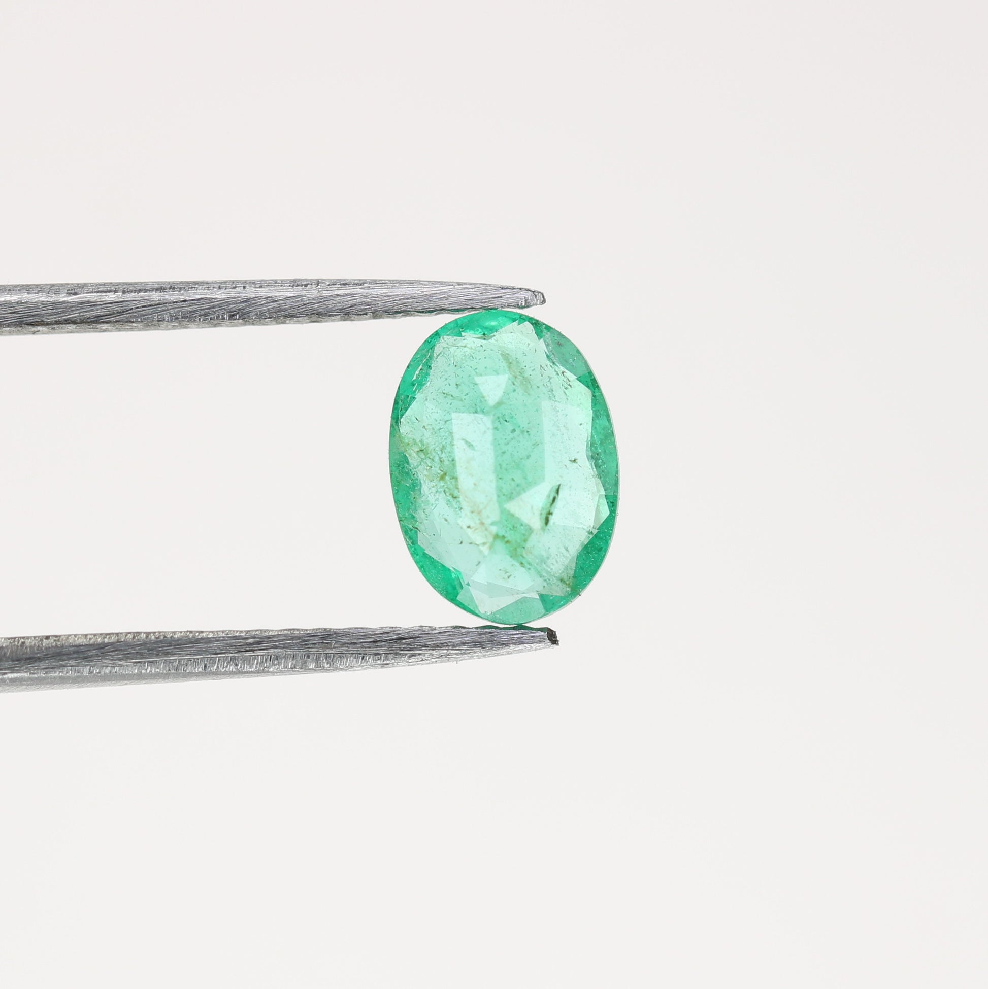 0.81 CT Green Emerald Oval Shape Loose Natural Gemstone For Wedding Ring - JayKrishna Diamond