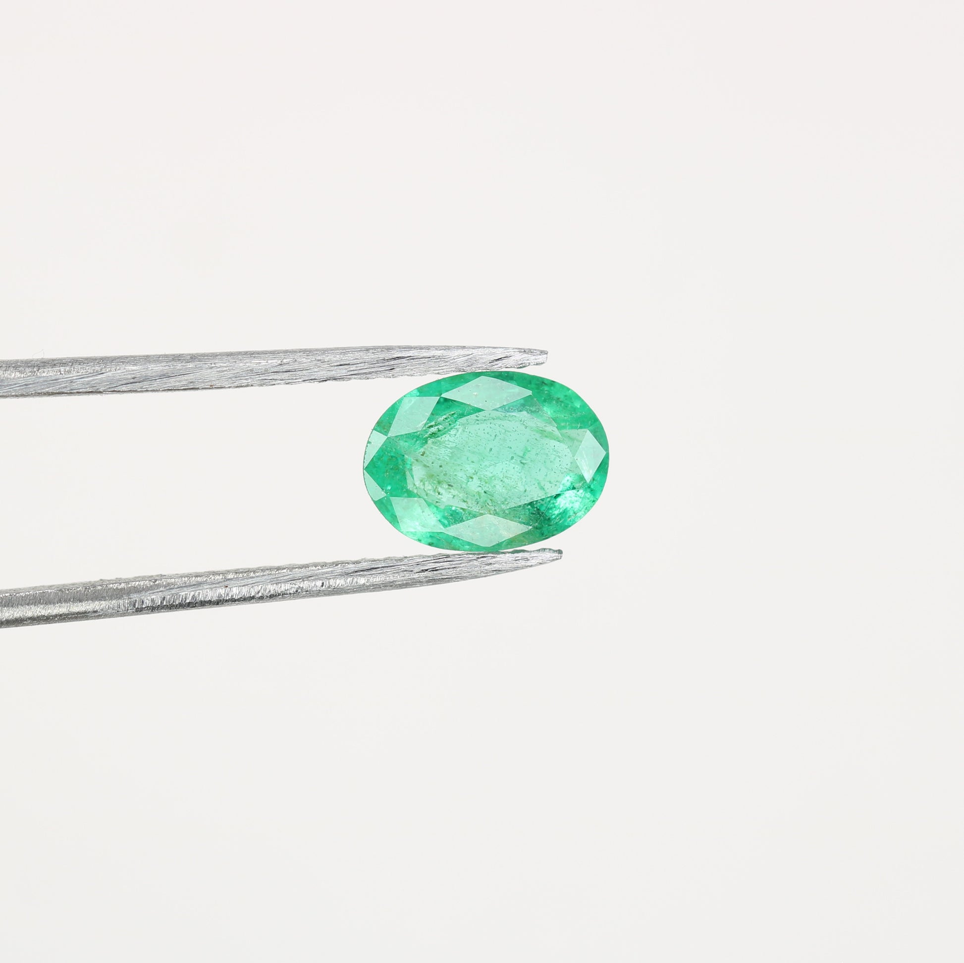 0.81 CT Green Emerald Oval Shape Loose Natural Gemstone For Wedding Ring - JayKrishna Diamond