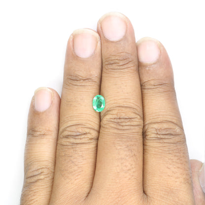 0.81 CT Green Emerald Oval Shape Loose Natural Gemstone For Wedding Ring - JayKrishna Diamond