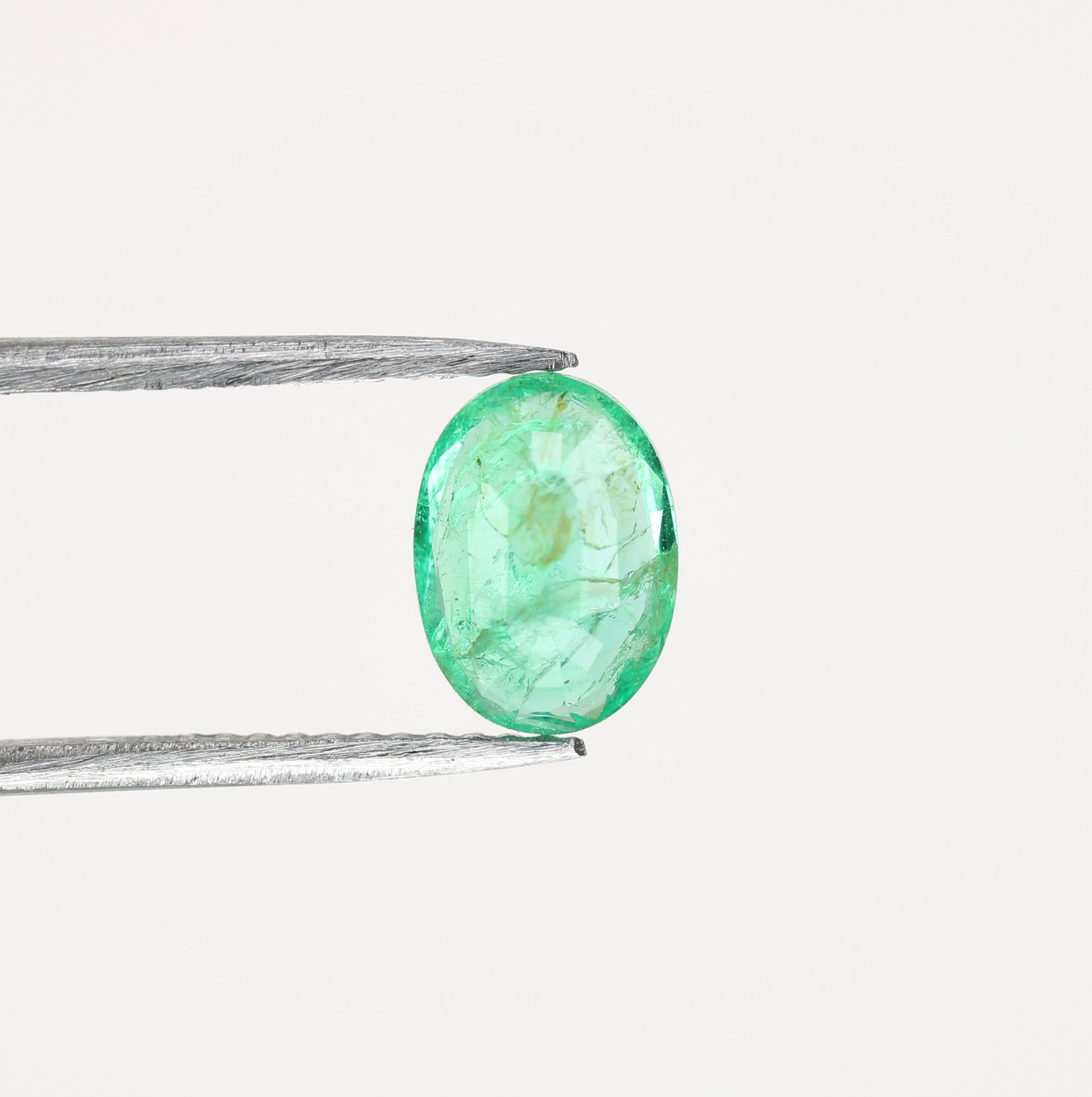 1.05 CT Natural Green Emerald Oval Shape Galaxy Gemstone For Engagement Ring - JayKrishna Diamond