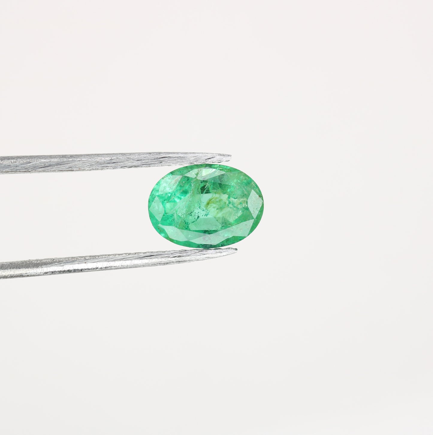 1.05 CT Natural Green Emerald Oval Shape Galaxy Gemstone For Engagement Ring - JayKrishna Diamond