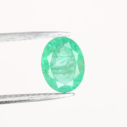 1.09 CT 8.01 CT Natural Green Emerald Oval Cut Gemstone For Wedding Ring - JayKrishna Diamond