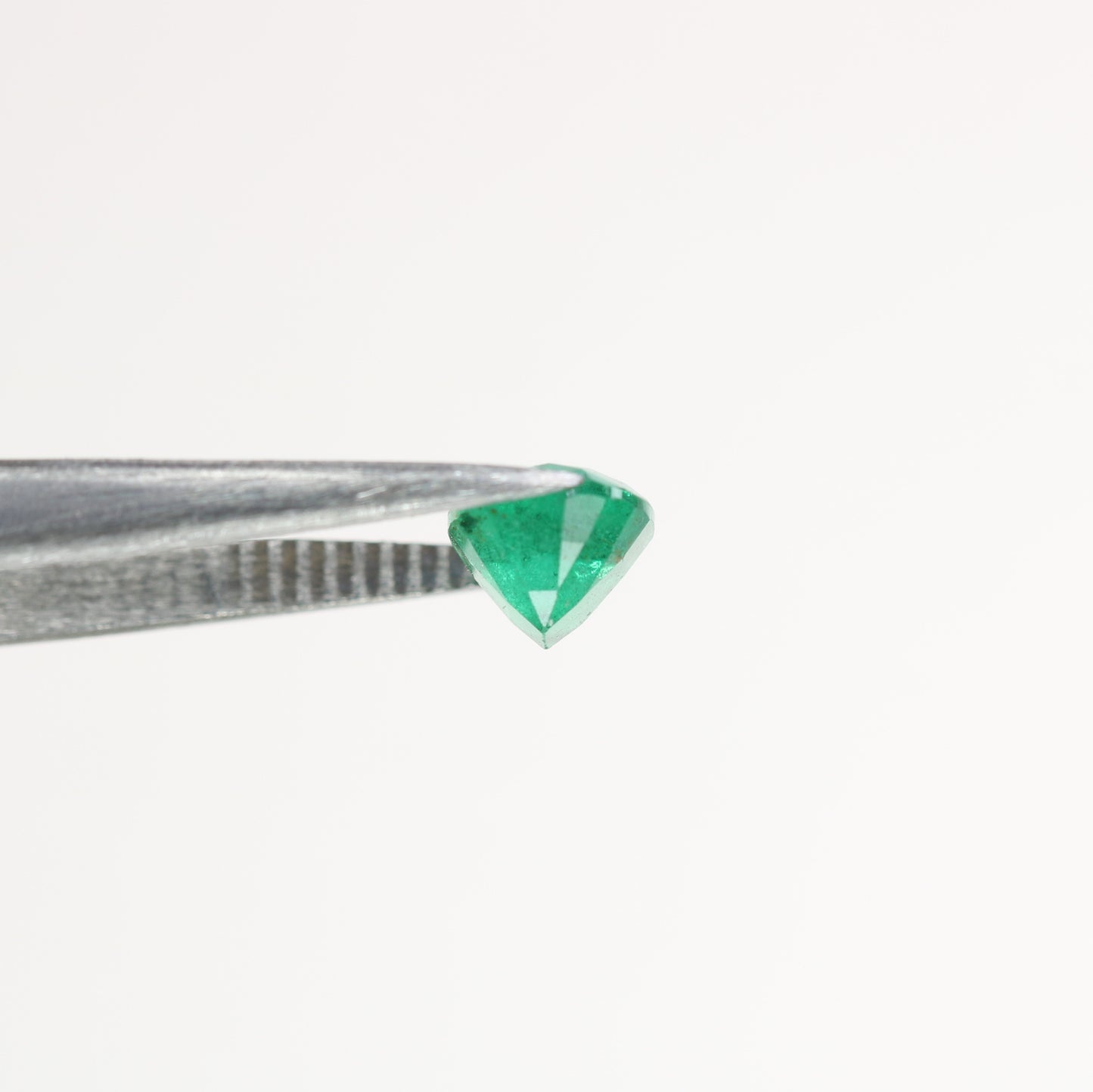1.25 CT 8.01 MM Fancy Oval Shape Natural Green Emerald Gemstone For Anniversary Gift - JayKrishna Diamond