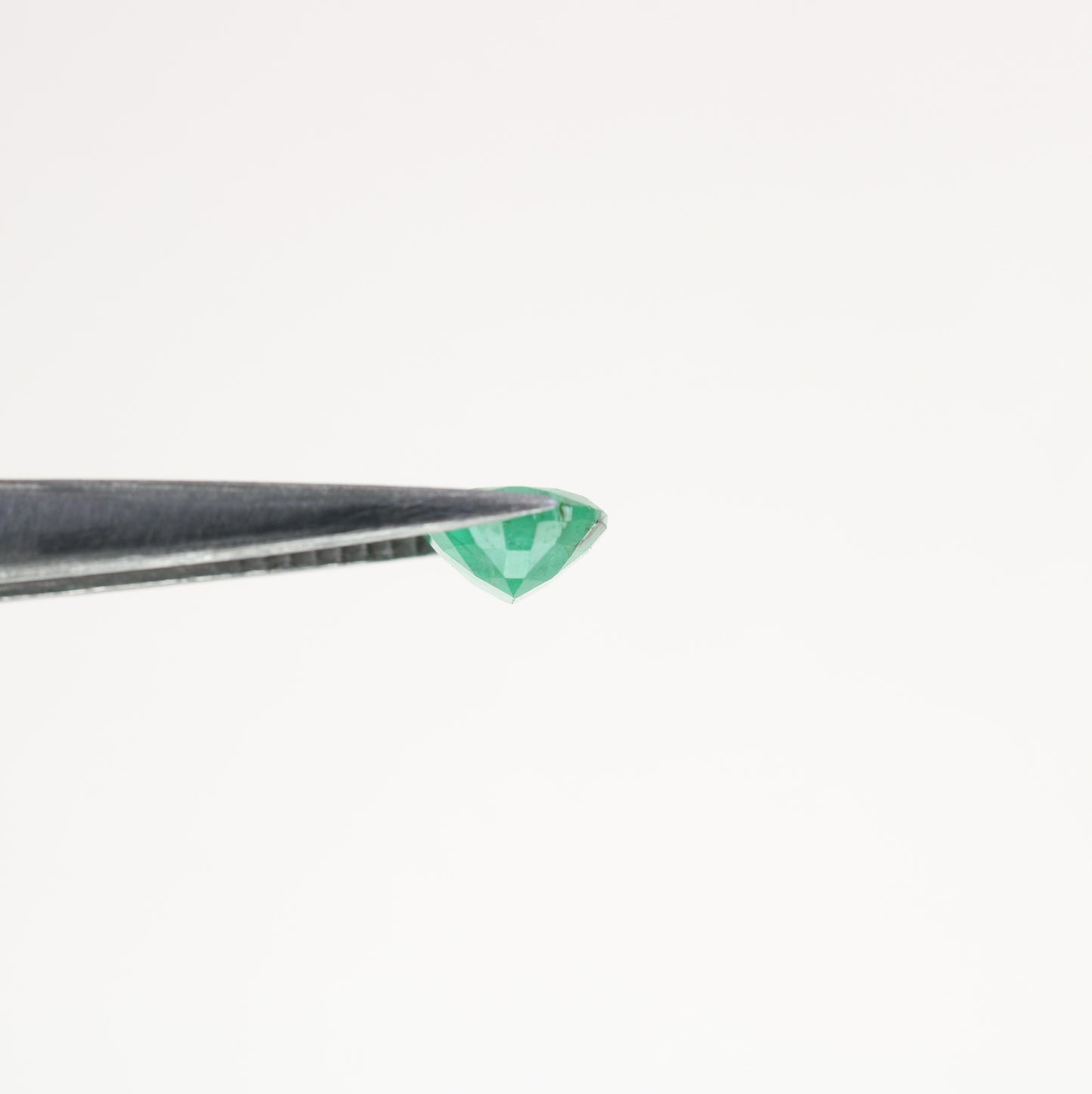 0.99 CT Natural Green Emerald Oval Shape Fancy Gemstone For Designer Jewelry - JayKrishna Diamond