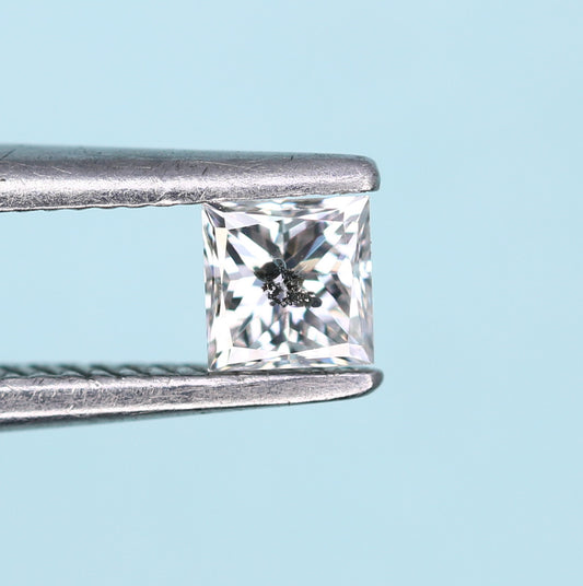 0.21 CT Princess Cut Salt and Pepper Diamond – Perfect for Engagement Rings and Custom Jewelry - JayKrishna Diamond