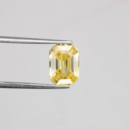 3.96 CT 6.60 MM Emerald Shape Yellow Citrine Natural Gemstone For Engagement Ring - JayKrishna Diamond